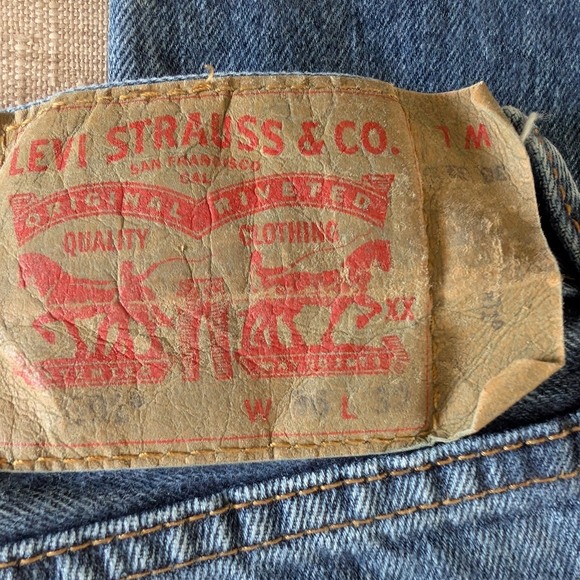 Men's Levi's 36x32 - Picture 3 of 5